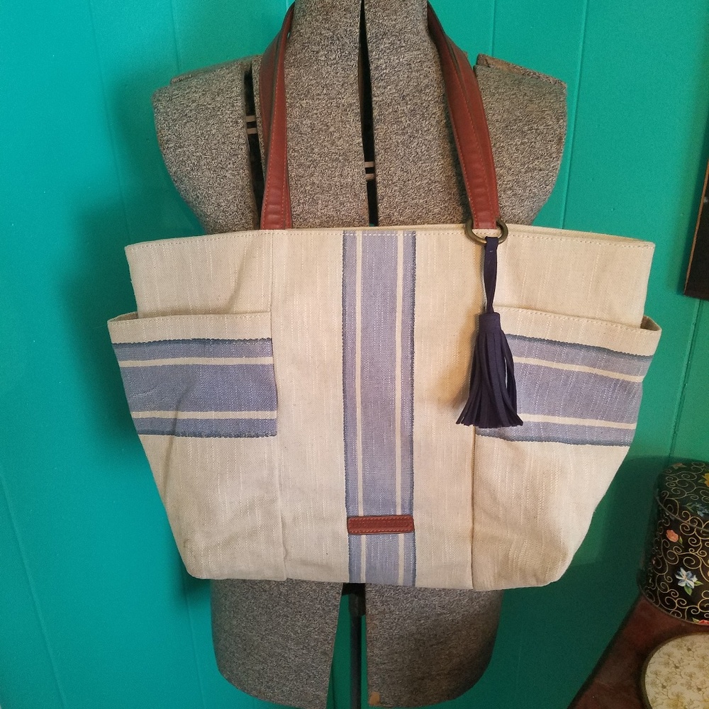 Large Lucky Brand handbag